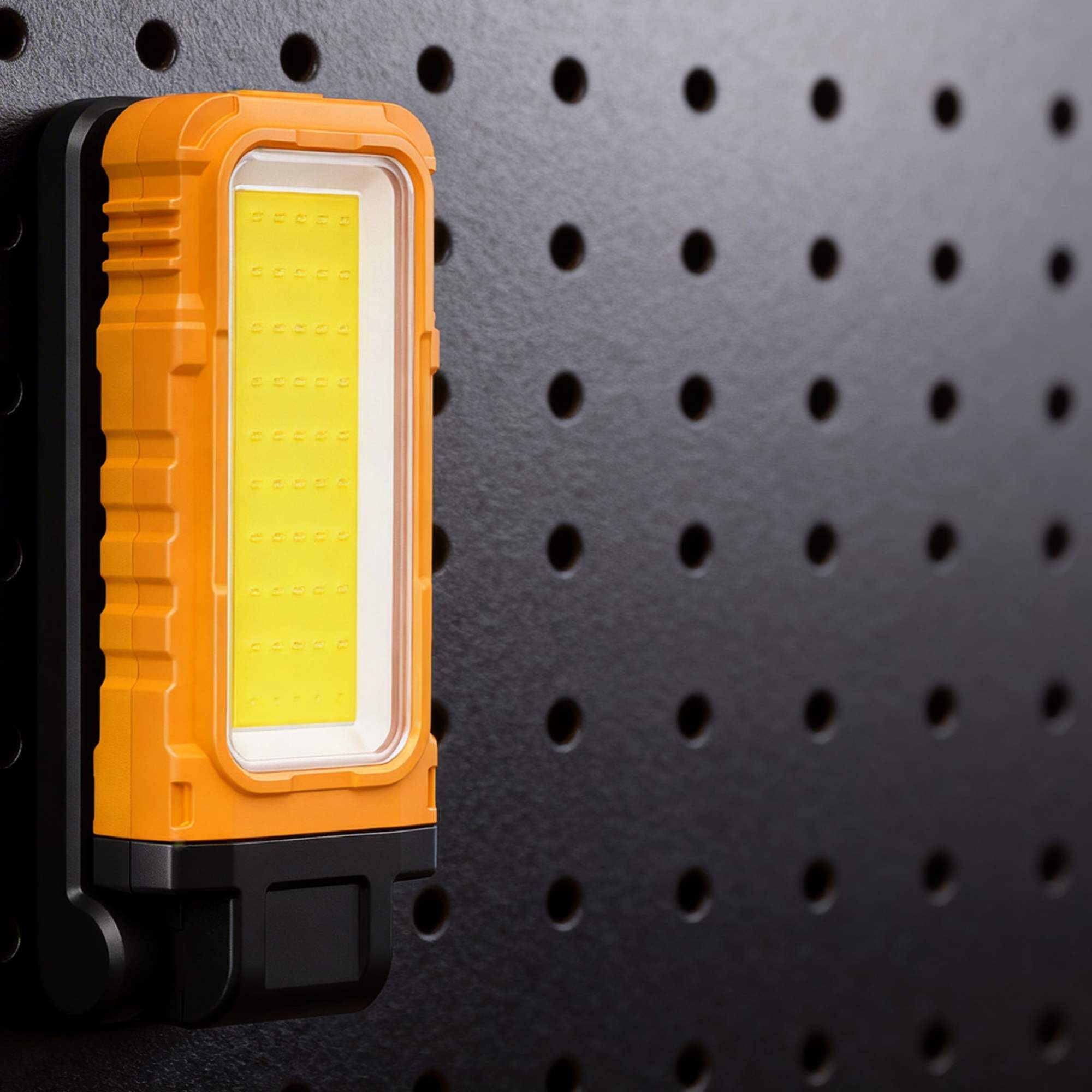 multi-angle-mag-clip-rechargeable-work-light
